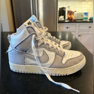 Nike Women’s Dunks